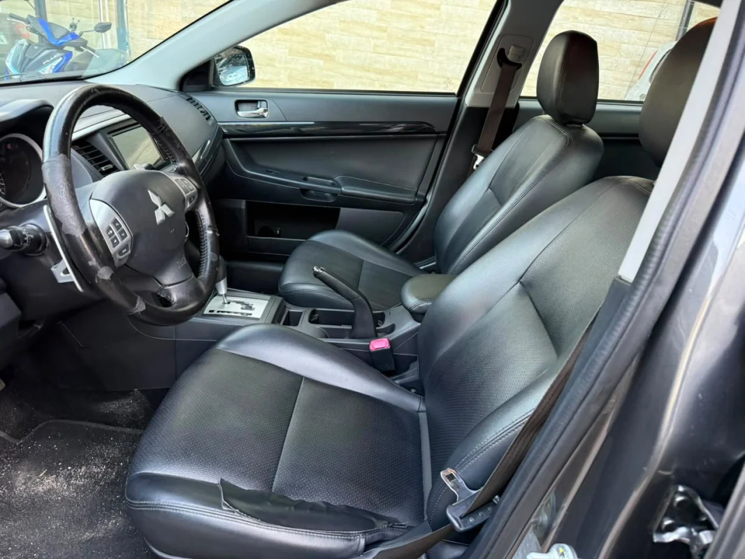 Lancer HL-T 2.0 160cv Completo AUTOMÁTICO 2019 - foto 9