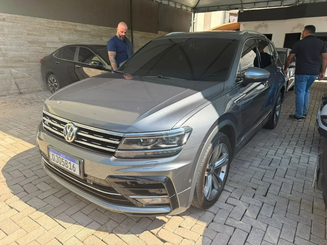 Tiguan Allspac R-Line 2.0 4x4 TETO SOLAR PANORÂMICO 2019 - foto 4