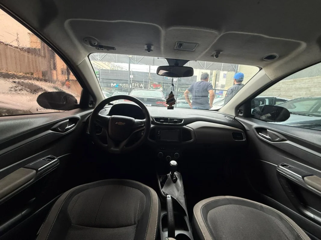 Prisma LT 1.4 Completo Manual 2014 - foto 7