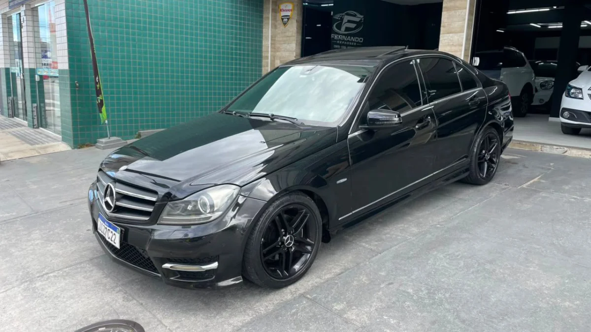 C250 CGI Sport 1.8 Aut. Com Teto 2012 - foto 4
