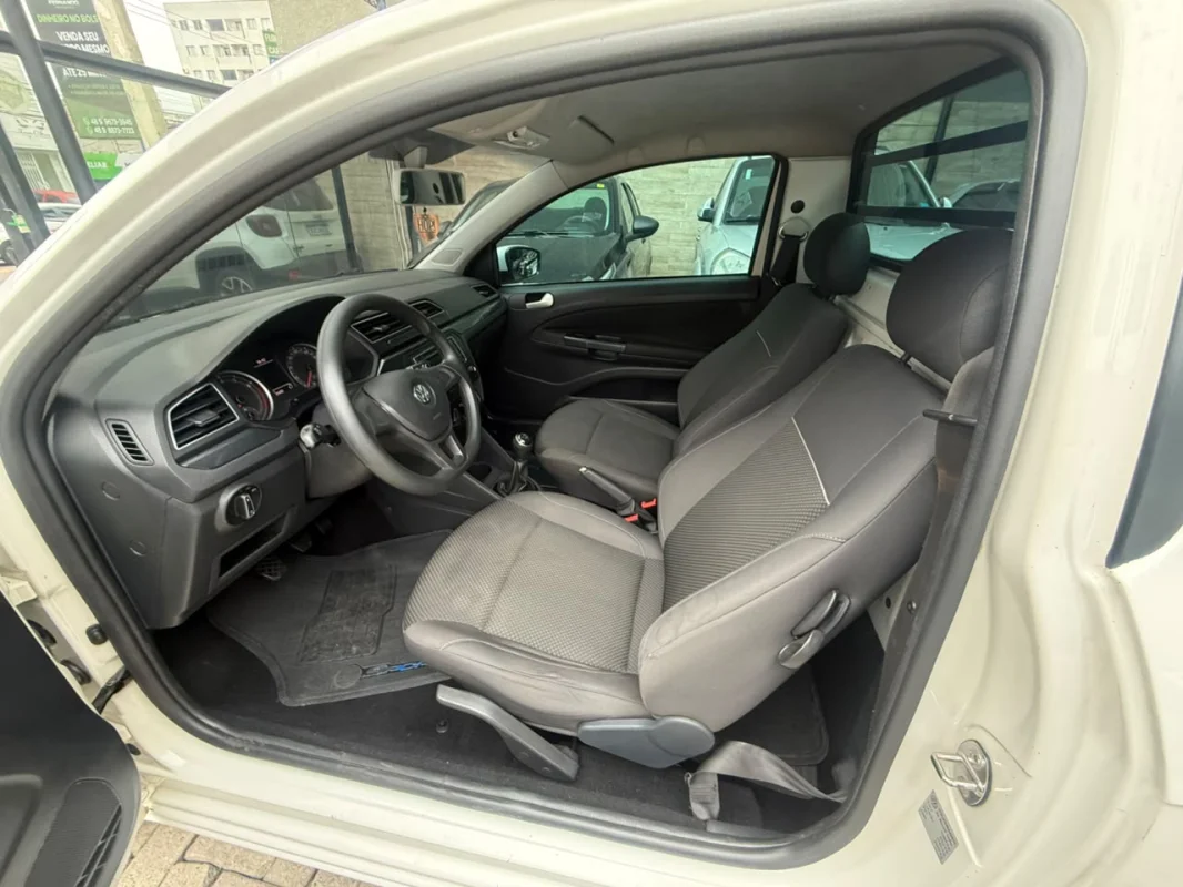 Saveiro TrendLine 1.6 Completo MANUAL 2019 - foto 7