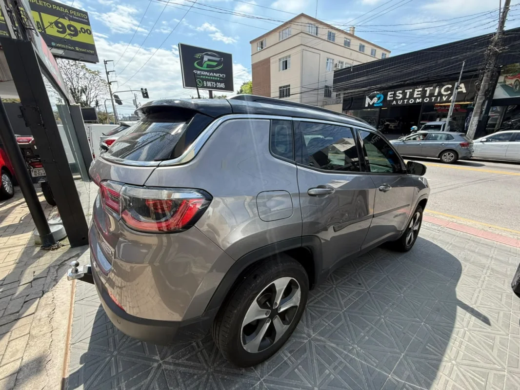 Compass Longitude 2.0 Diesel 4x4 AUTOMÁTICA 2017 - foto 5