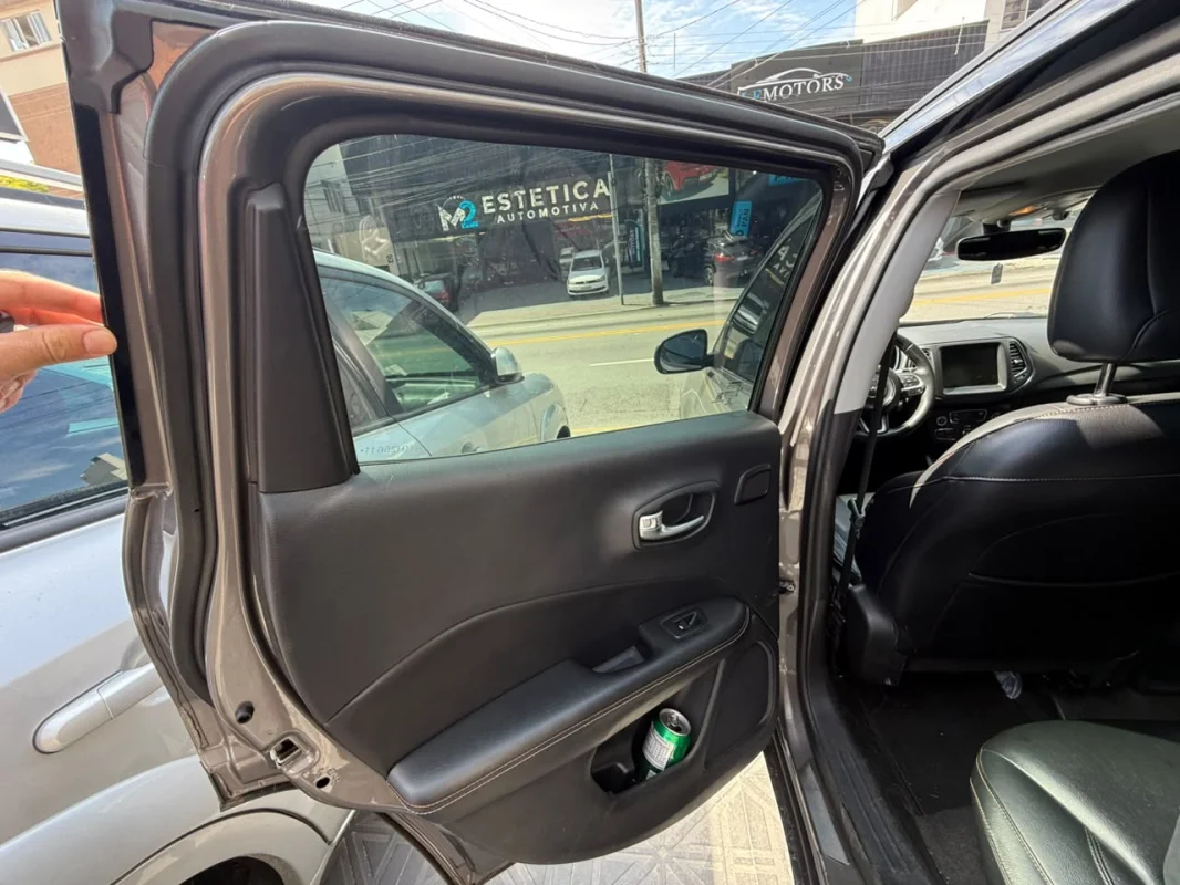 Compass Longitude 2.0 Diesel 4x4 AUTOMÁTICA 2017 - foto 12