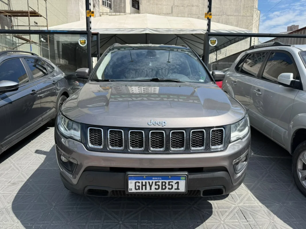 Compass Longitude 2.0 Diesel 4x4 AUTOMÁTICA 2017 - foto 2