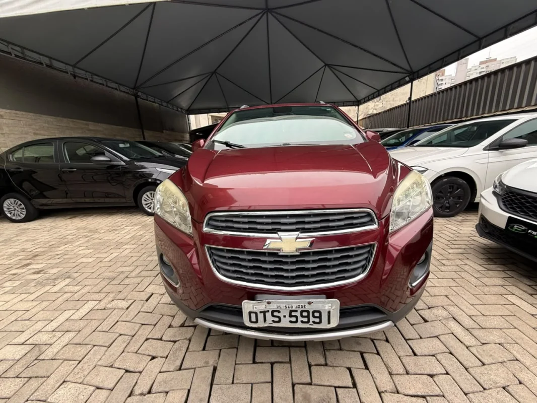 Tracker LTZ 1.8 4X2 Completo AUTOMÁTICA 2014 - foto 2
