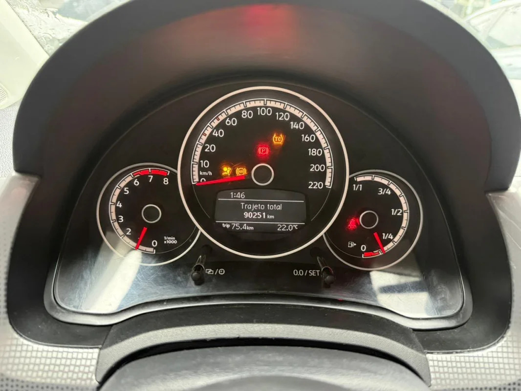 Up Cross 1.0 TSI Flex Mec. Completo 2018 - foto 9
