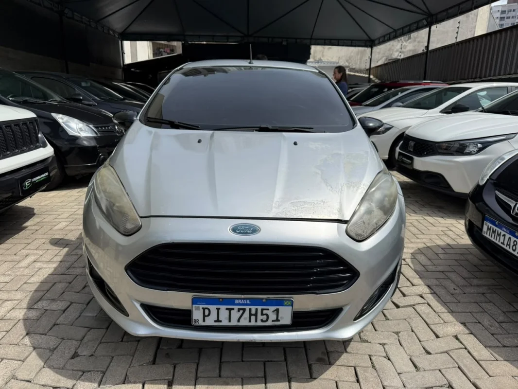 Fiesta SE 1.6 Completo MANUAL 2017 - foto 2