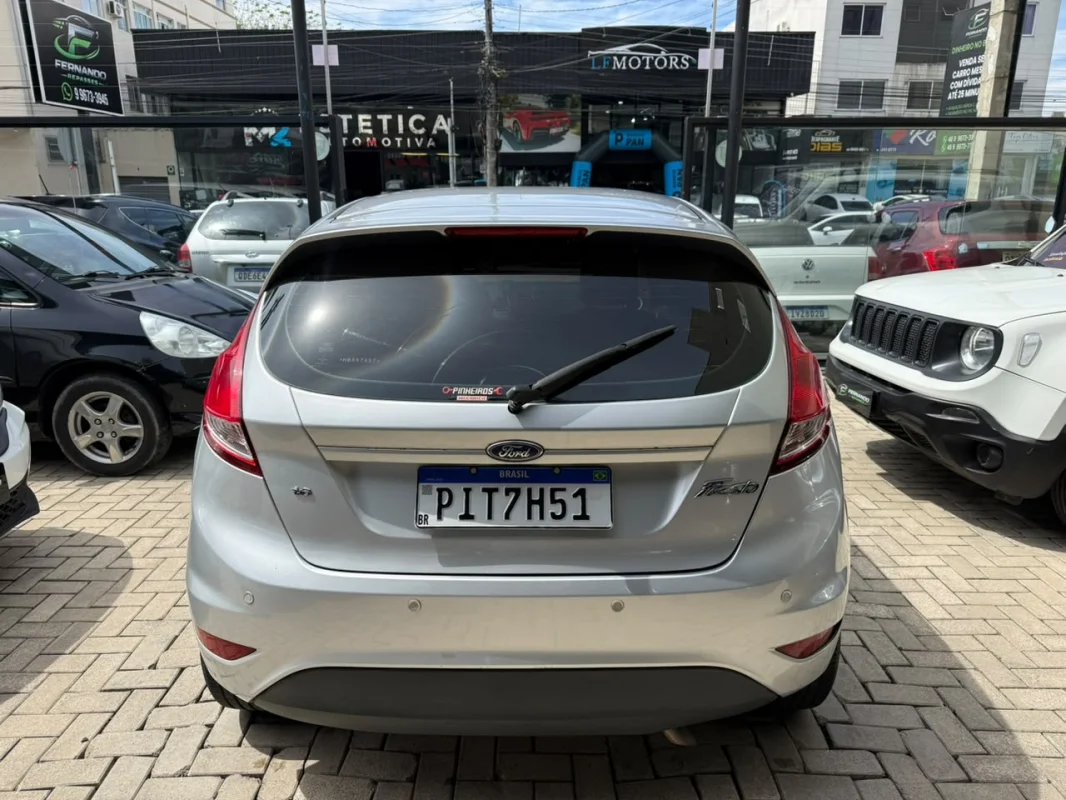 Fiesta SE 1.6 Completo MANUAL 2017 - foto 6