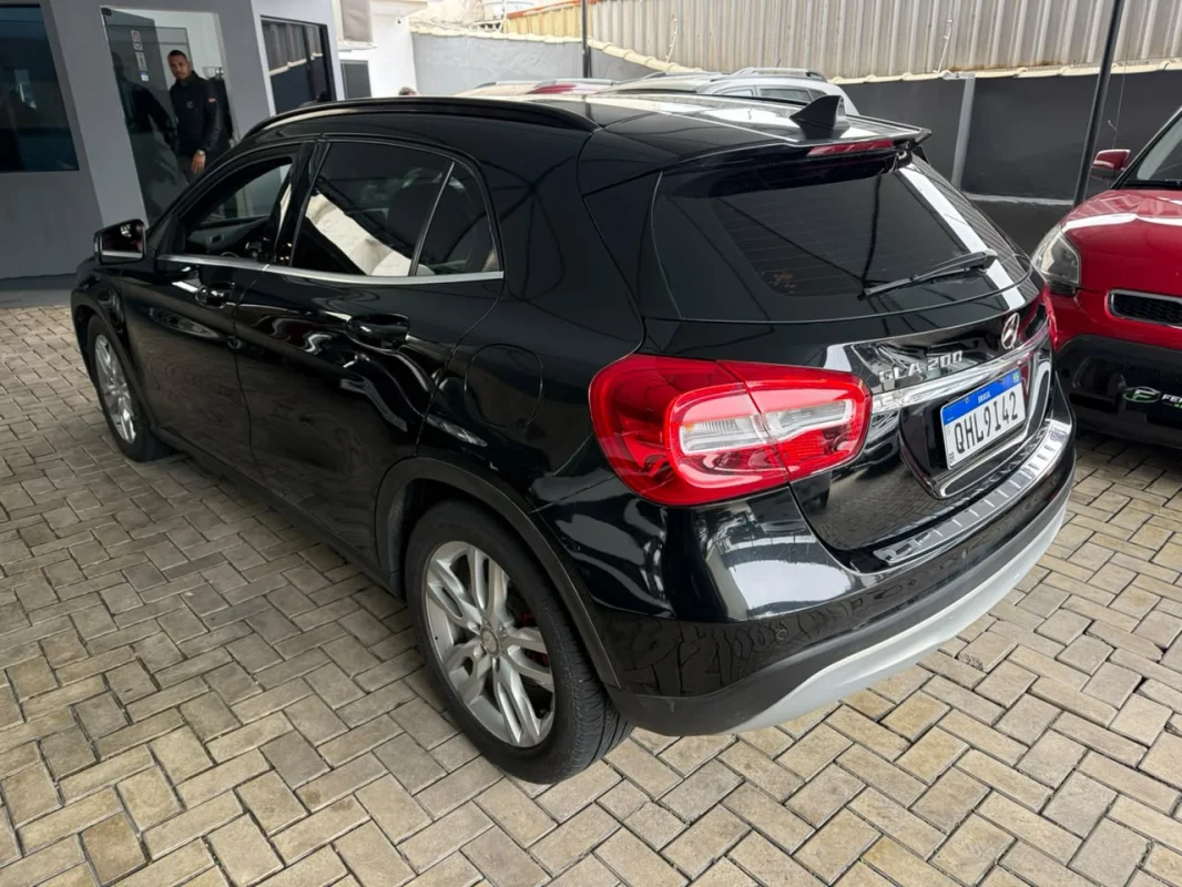 Mercedes GLA 200 1.6 aut 2015 - foto 3