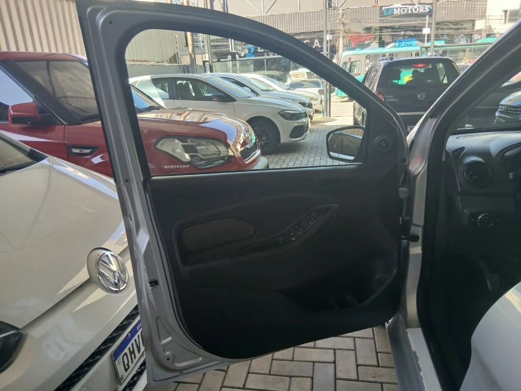 KA Sedan 1.5 Completo MANUAL 2019 - foto 12