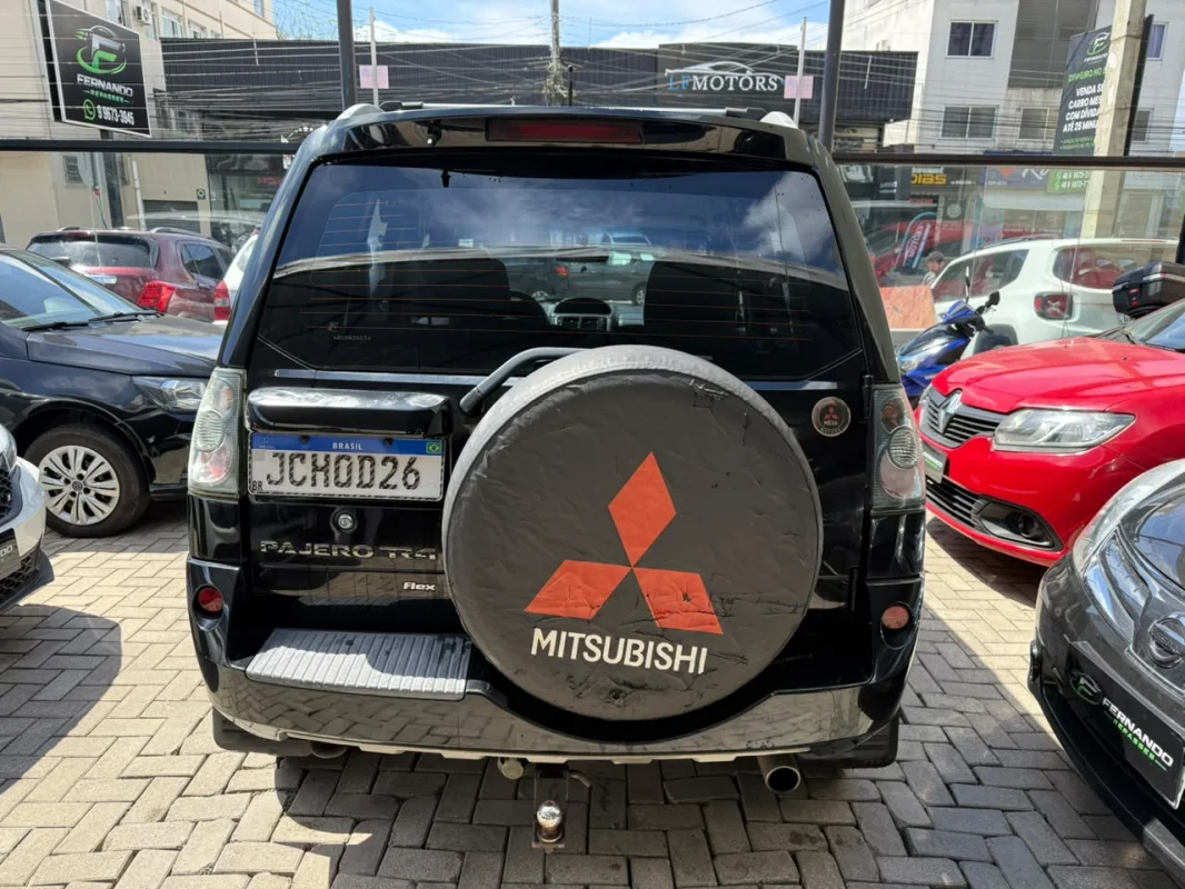 Pajero TR4 2.0 4X2 Completo AUTOMÁTICO 2014 - foto 6