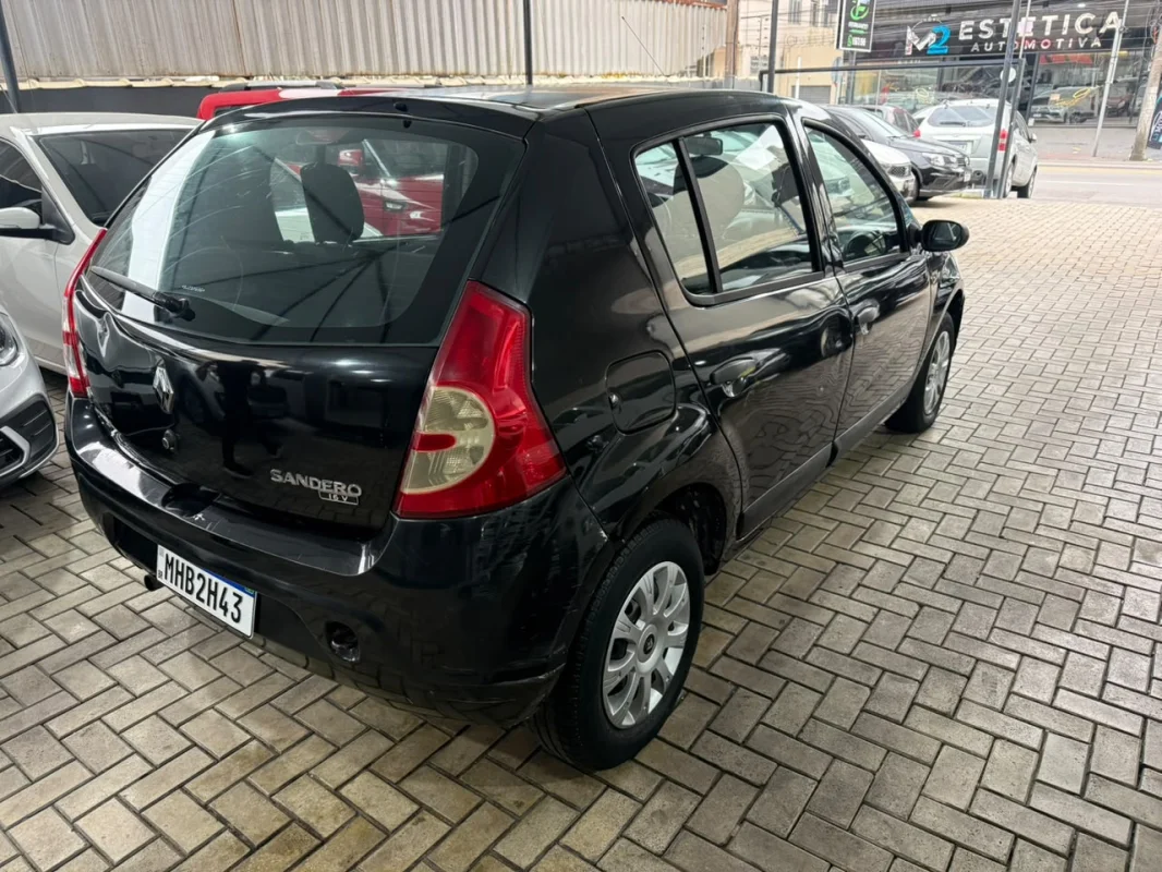 Sandero Expression 1.0 Completo MANUAL 2009 - foto 3