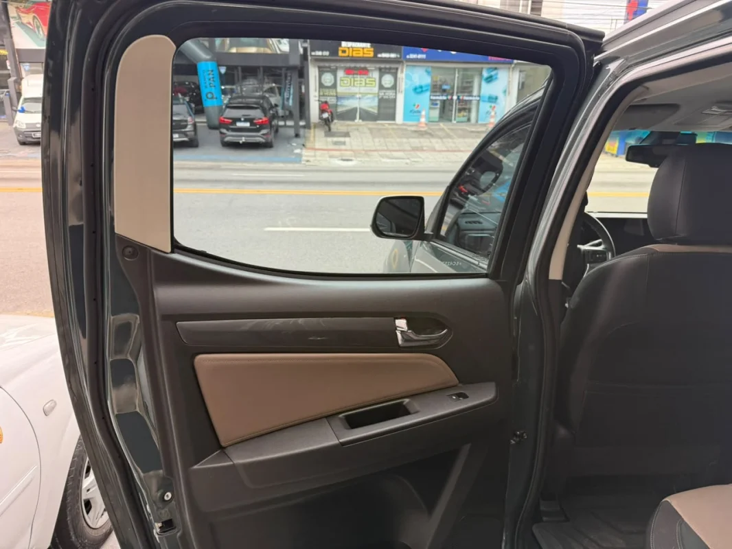 S10 HC 4x4 2.8 Diesel Aut. 2025 - foto 14