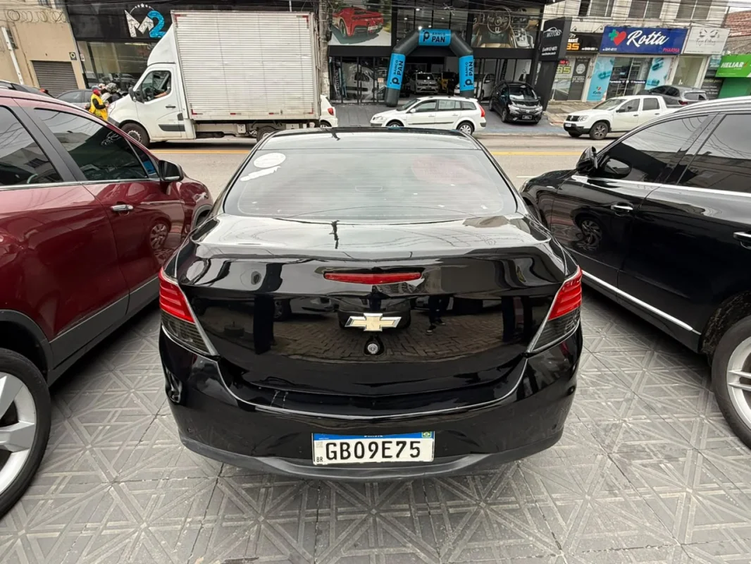 Prisma LT 1.4 Mec. 2015 - foto 6