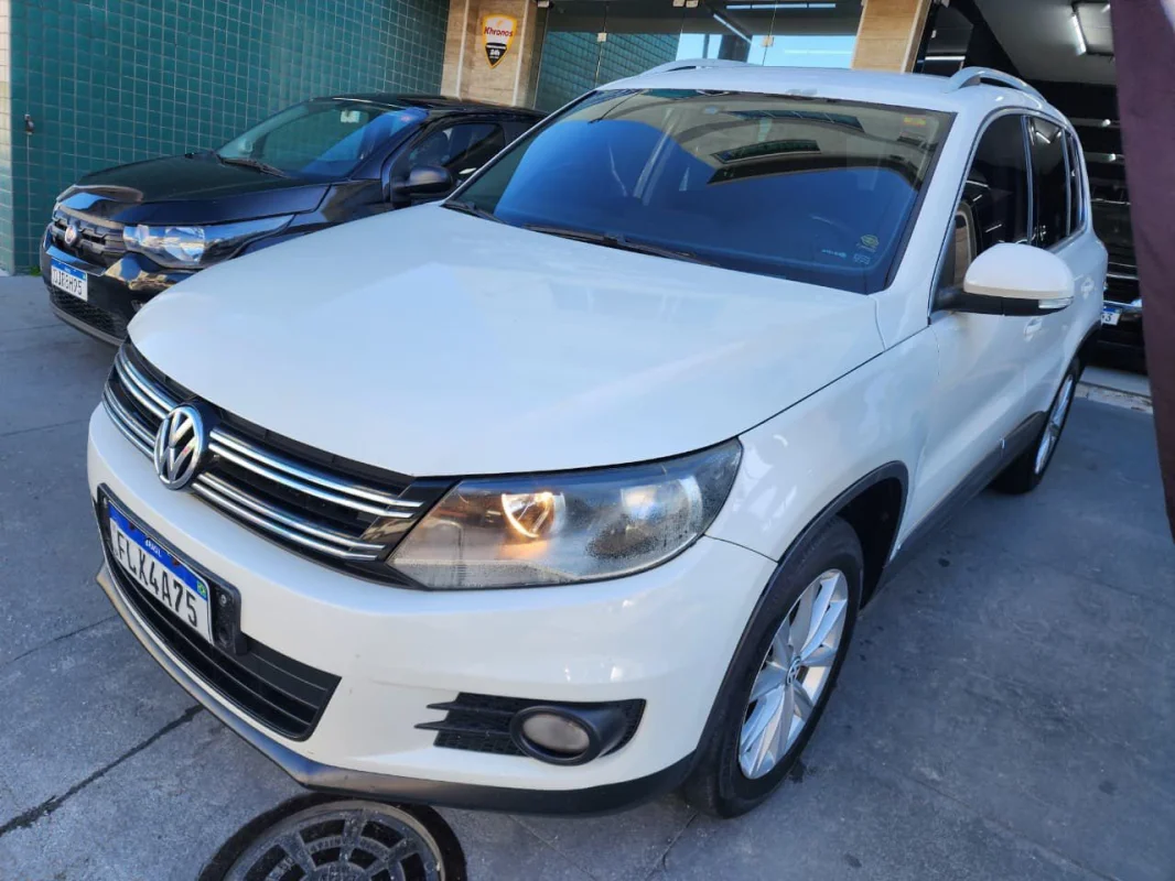Tiguan 2.0 TSI Completo Automático 2014 - foto 4